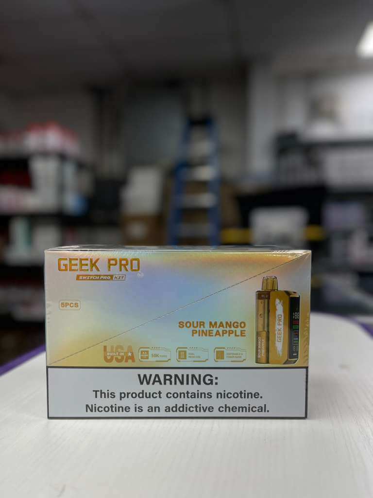 GEEK PRO | SWITCH PRO- KIT 50000 PUFFS NICOTINE DISPOSABLE 5CT